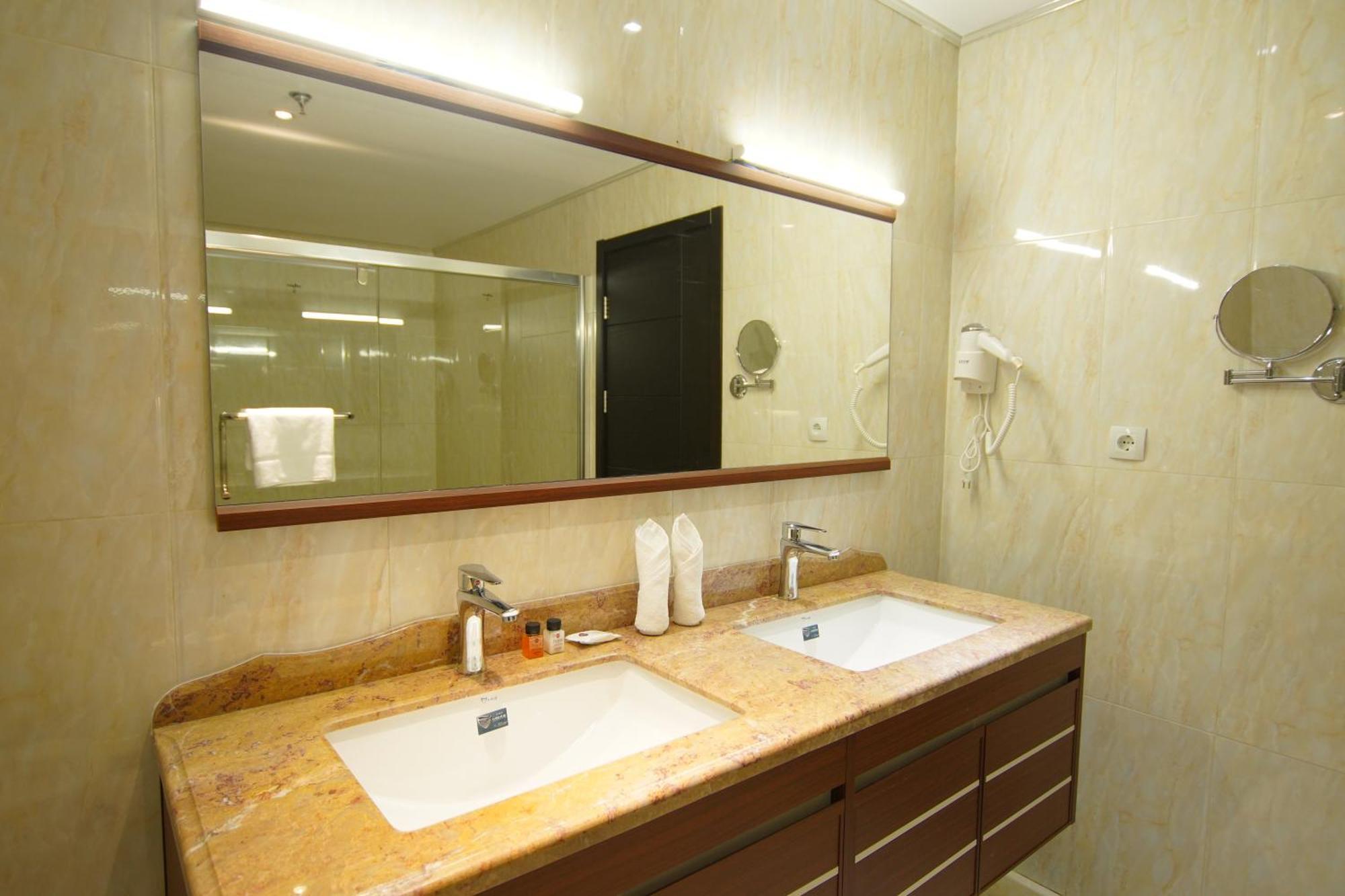 Best Western Premier Dynasty Addis Abeba Buitenkant foto