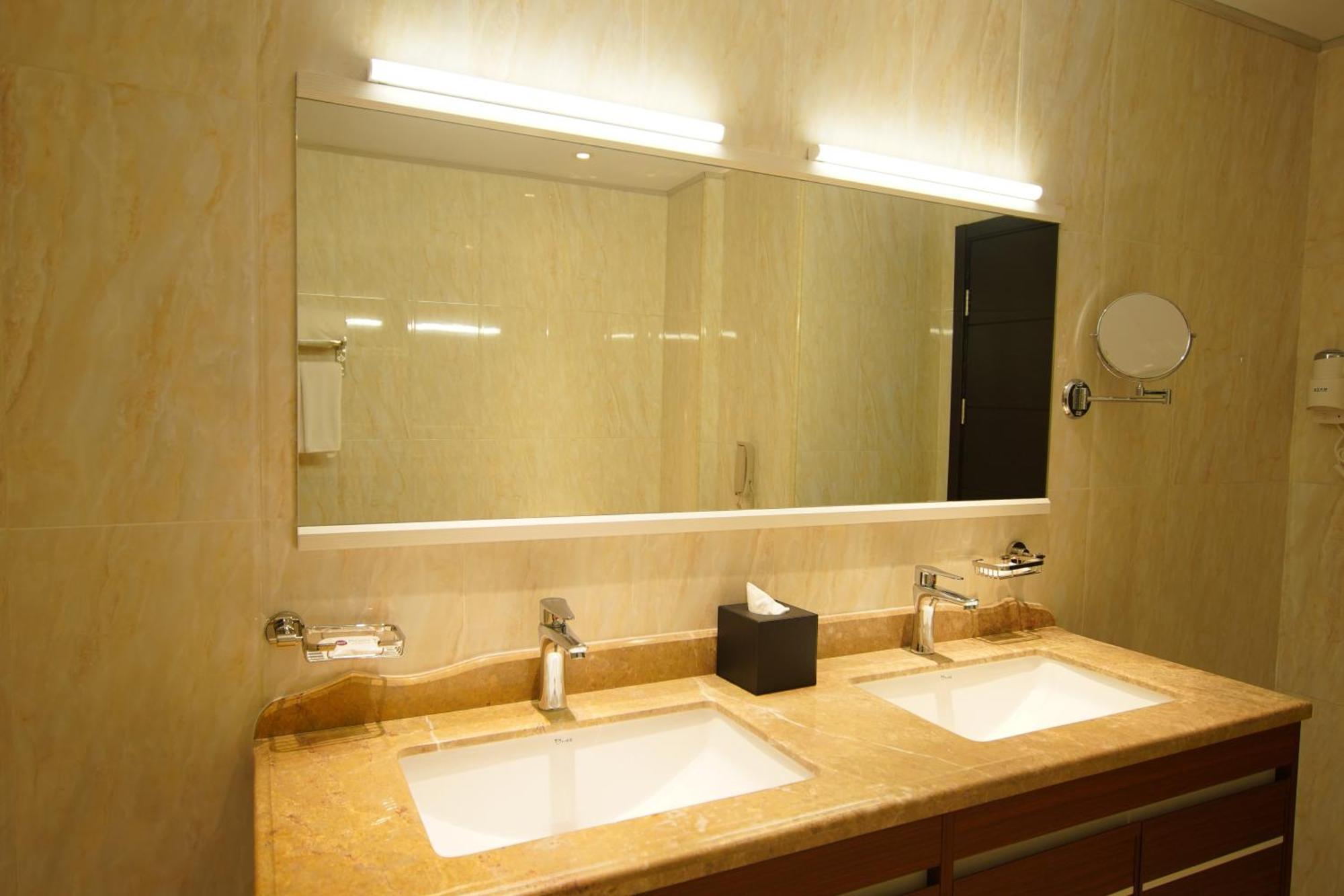 Best Western Premier Dynasty Addis Abeba Buitenkant foto